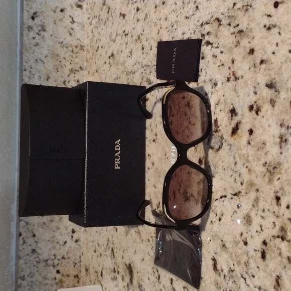 Prada | Accessories | Prada Woman Sunglasses Spr 6u Made In  display picture 1